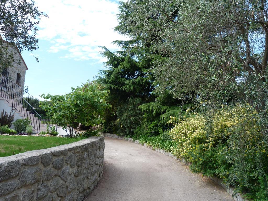 Отель La Bastide Des Senteurs Peymeinade Экстерьер фото