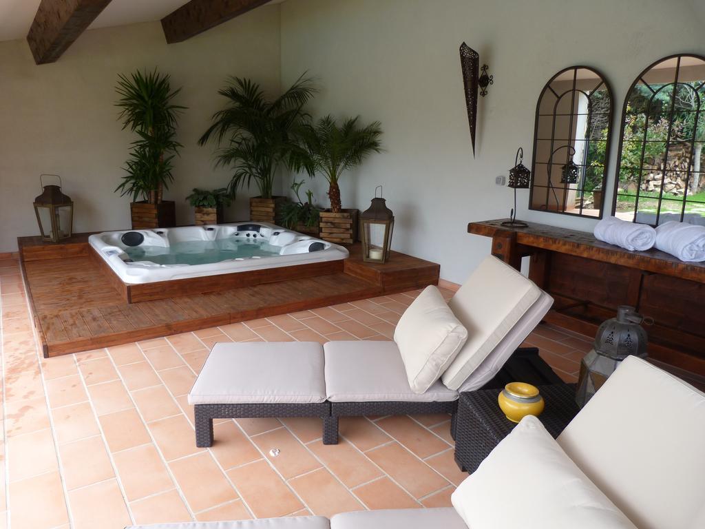 Отель La Bastide Des Senteurs Peymeinade Экстерьер фото