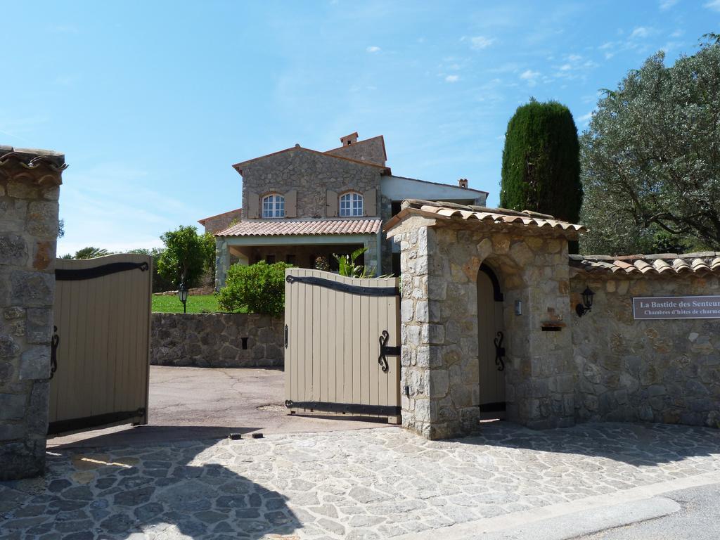 Отель La Bastide Des Senteurs Peymeinade Экстерьер фото