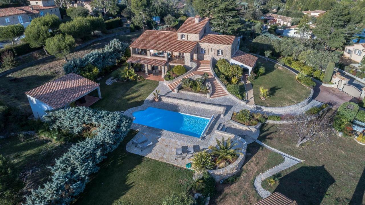 Отель La Bastide Des Senteurs Peymeinade Экстерьер фото